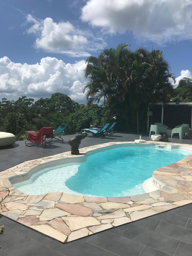 Grand T2 Tout Confort , Emplacement Ideal Riviere-Salee Exterior photo